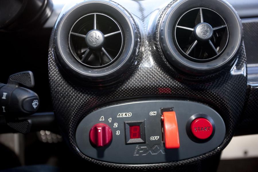  Ferrari FXX Evolution 2006 года  (фото 3 из 8)